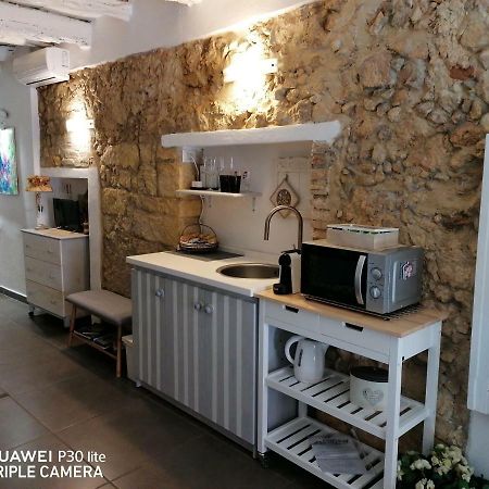 Villa Cozy Loft In The Heart Of Cagliari Esterno foto