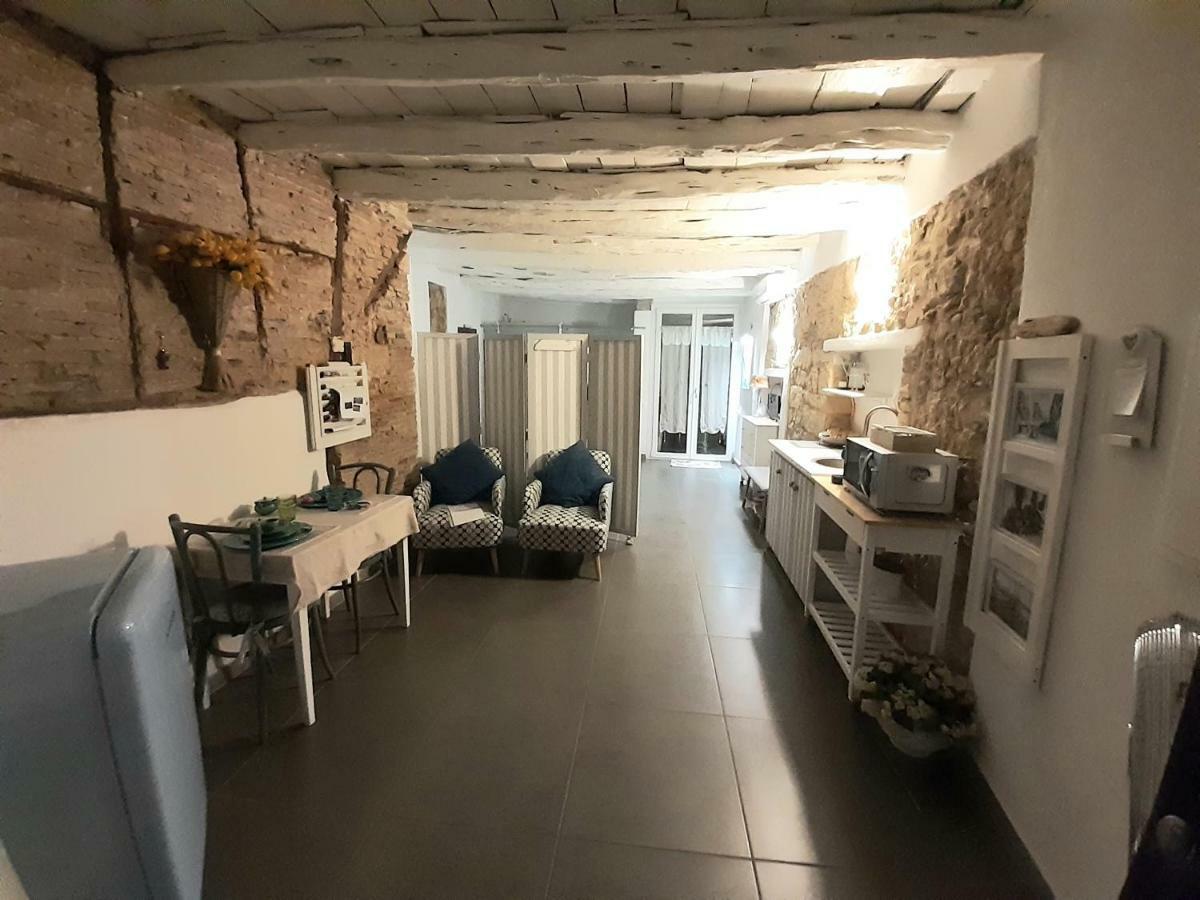 Villa Cozy Loft In The Heart Of Cagliari Esterno foto
